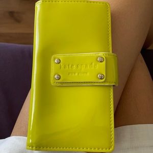 Kate Spade patent leather wallet.
